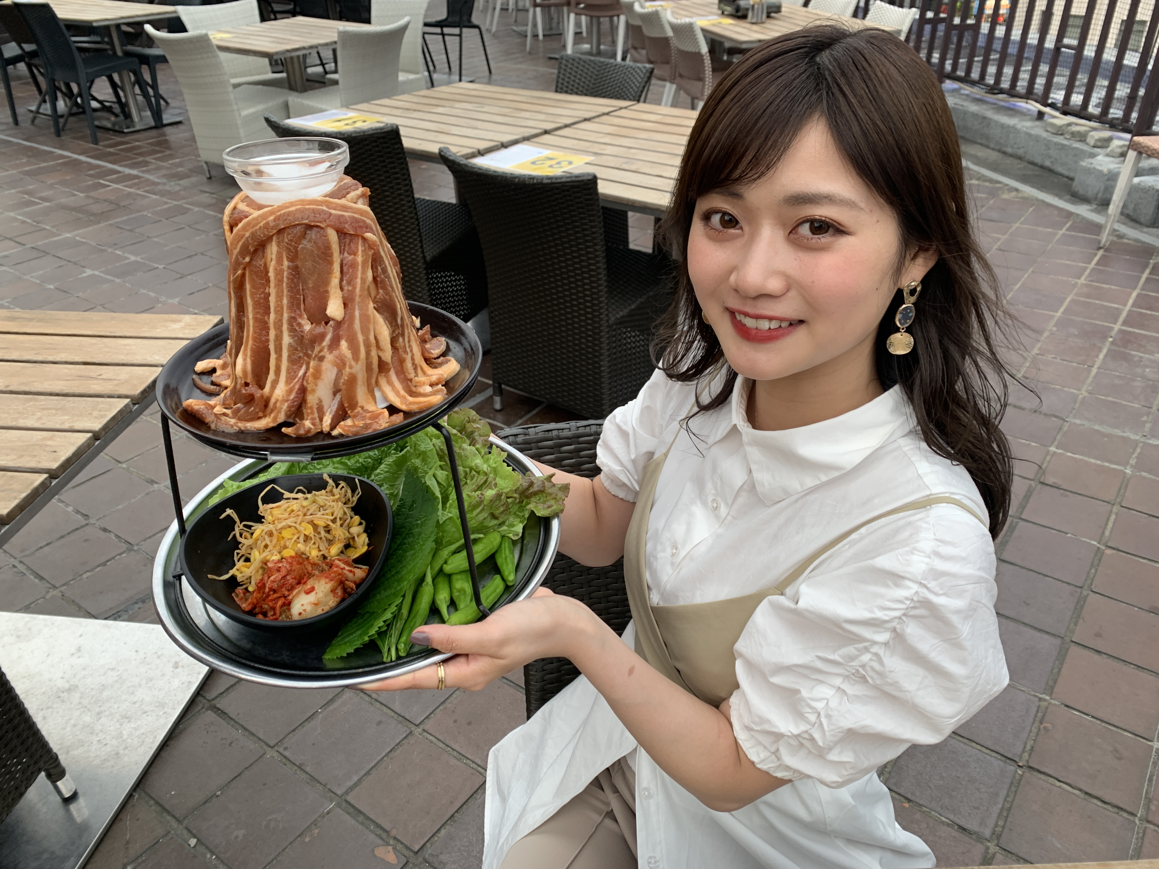 台湾夜市のような異国情緒溢れる肉ビアガーデン なんば 星空酒場 肉ビア が開催中 5 29 9 30 大阪ミナミじゃーなる