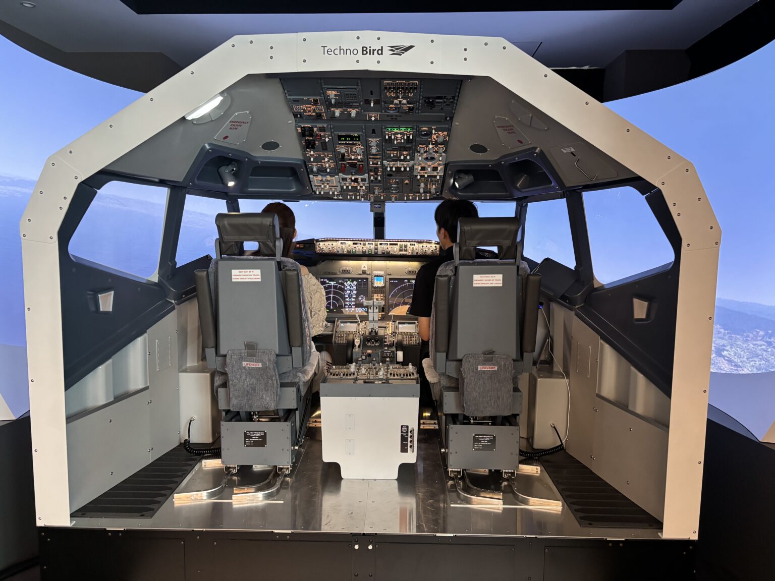 なんばにシェアラウンジ「28LEFT TRAVELER’S LOUNGE」がオープン！【6/25】 | 大阪ミナミじゃーなる